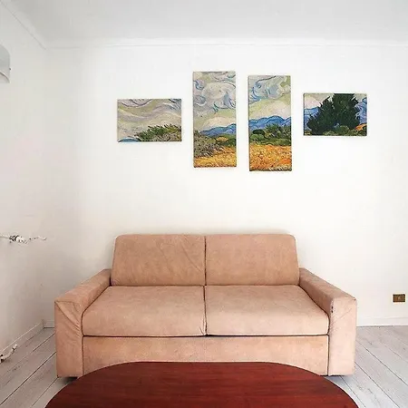 Apartmán A By The Academy